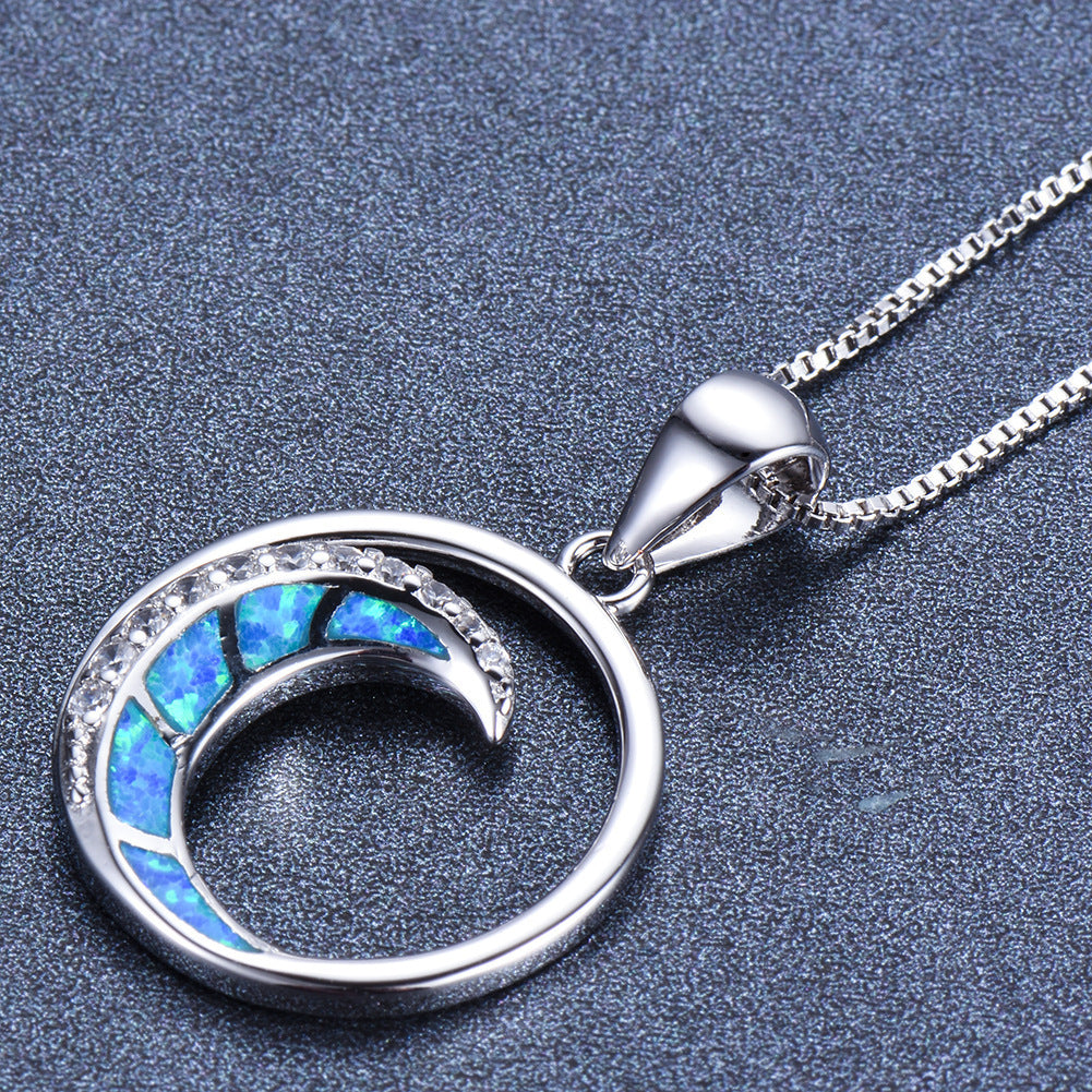 Moon-Shaped Pendent